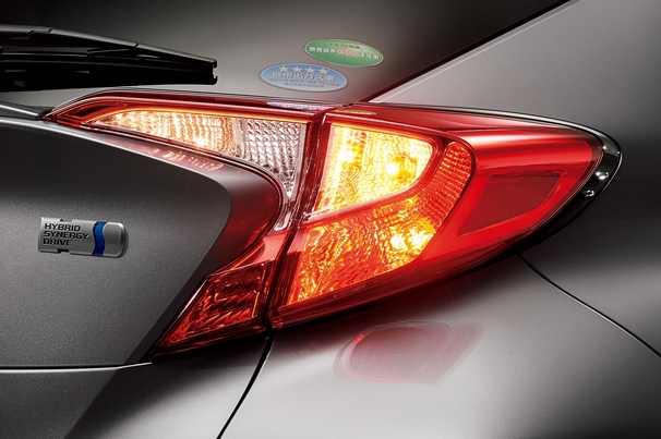 Bi-Beam LEDヘッドランプ 他