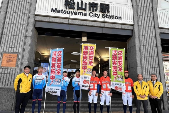2024.4.10交通安全活動 (7)