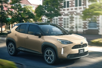 【モデル入り素材】Z（ハイブリッド・2WD）